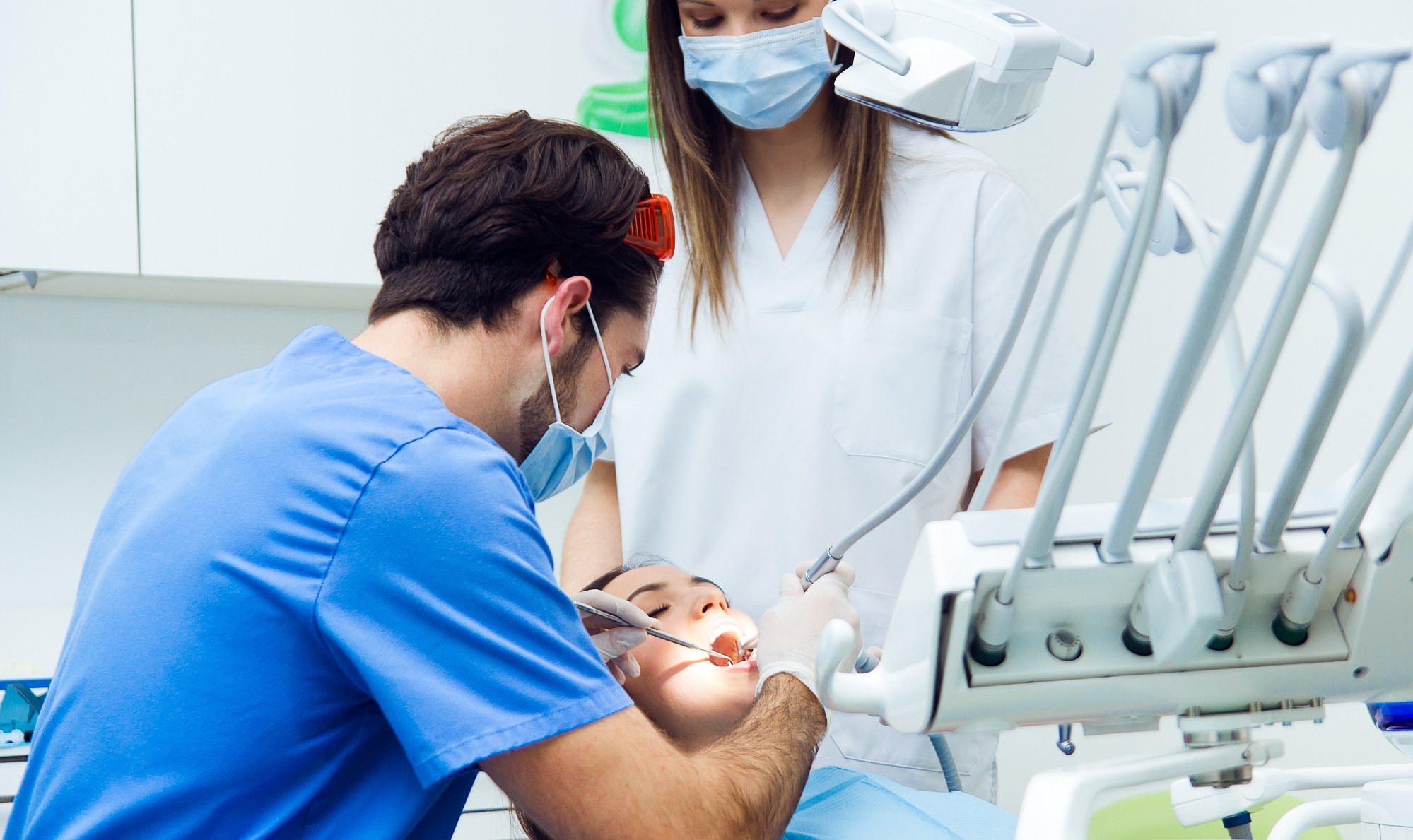 Détartrage Professionnel: Importance et Fréquence